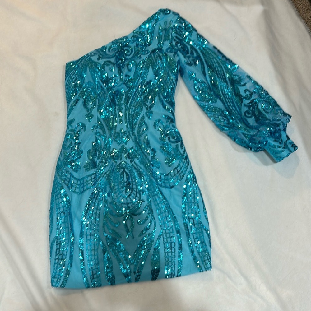 Formal dress.   Size 2.  One sleeve